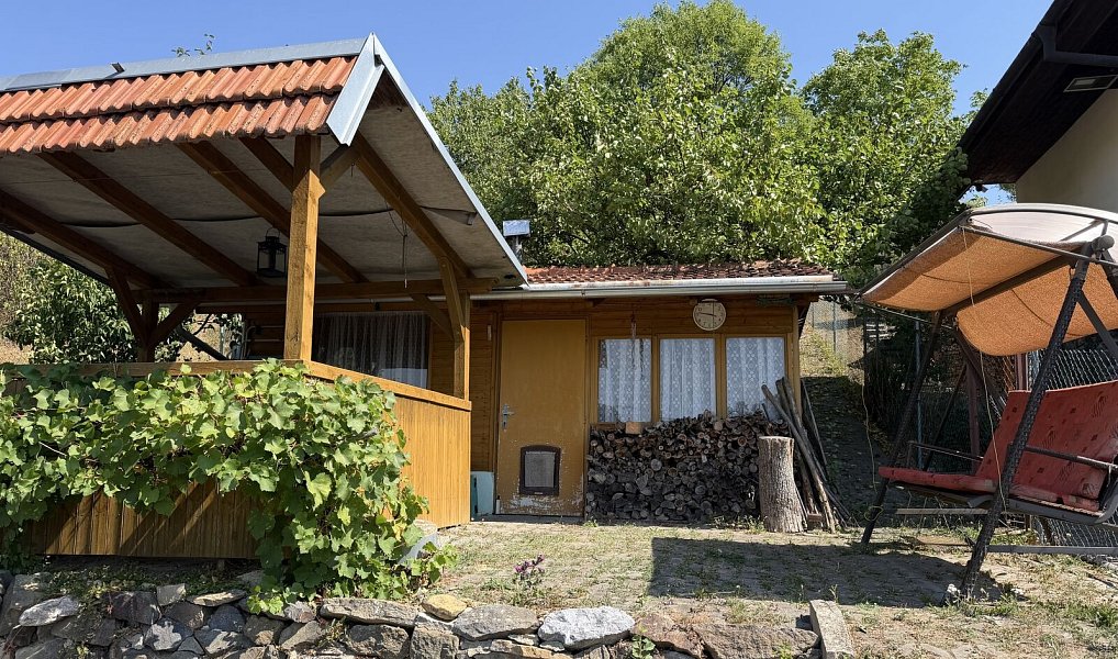 Prodej chaty/chalupy 16 m² s pozemkem 1 424 m², Nížkovice – fotka 1 z 21
