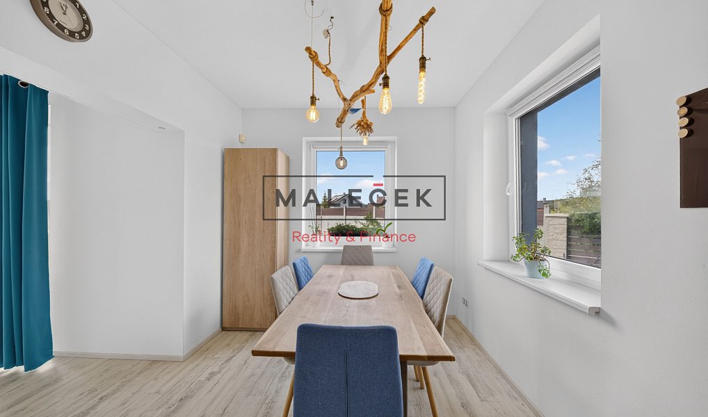 Prodej domu 154 m² s pozemkem 1 277 m², Hostouň – náhled fotky 26