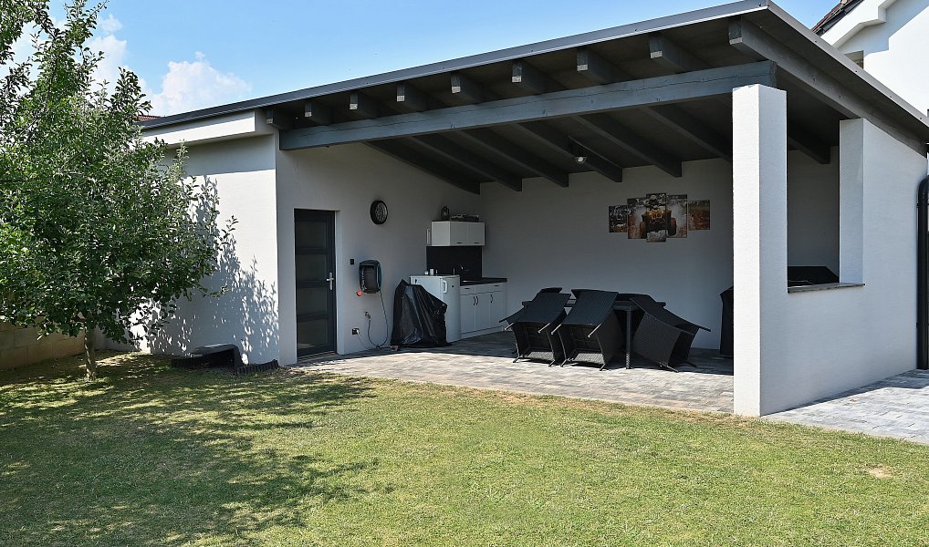 Prodej domu 225 m² s pozemkem 803 m², Letovice – náhled fotky 51