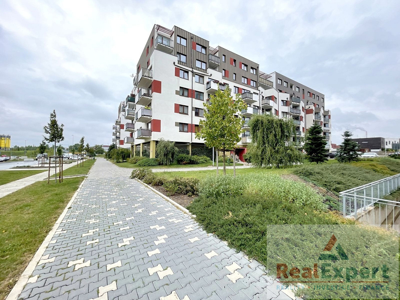 Pronájem bytu 2+kk 56 m²