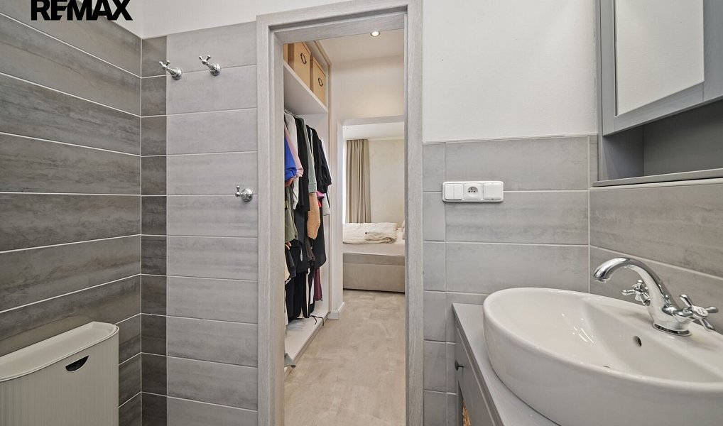 Prodej domu 176 m² s pozemkem 1 000 m², Kupařovice – náhled fotky 15