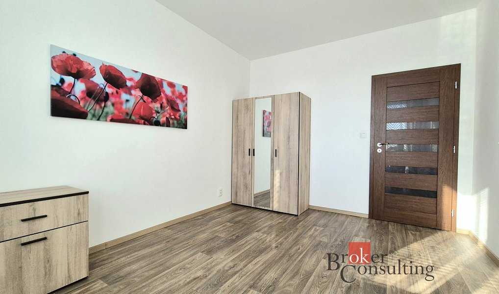 Pronájem bytu 2+kk 50 m², Ostrava – náhled fotky 8