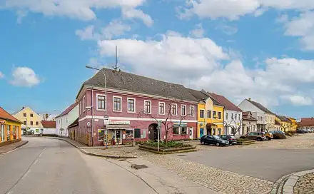 Prodej obchodních prostor 550 m², nám. J. Hrubého, Kardašova Řečice, okres Jindřichův Hradec