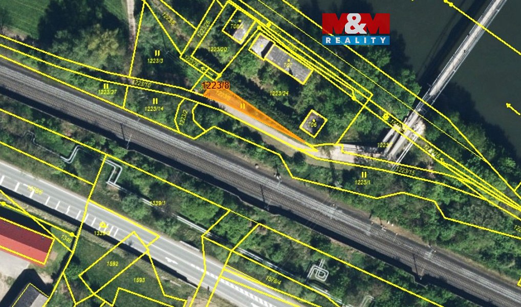 Prodej louky 91 m², Chvaletice – fotka 1 z 5