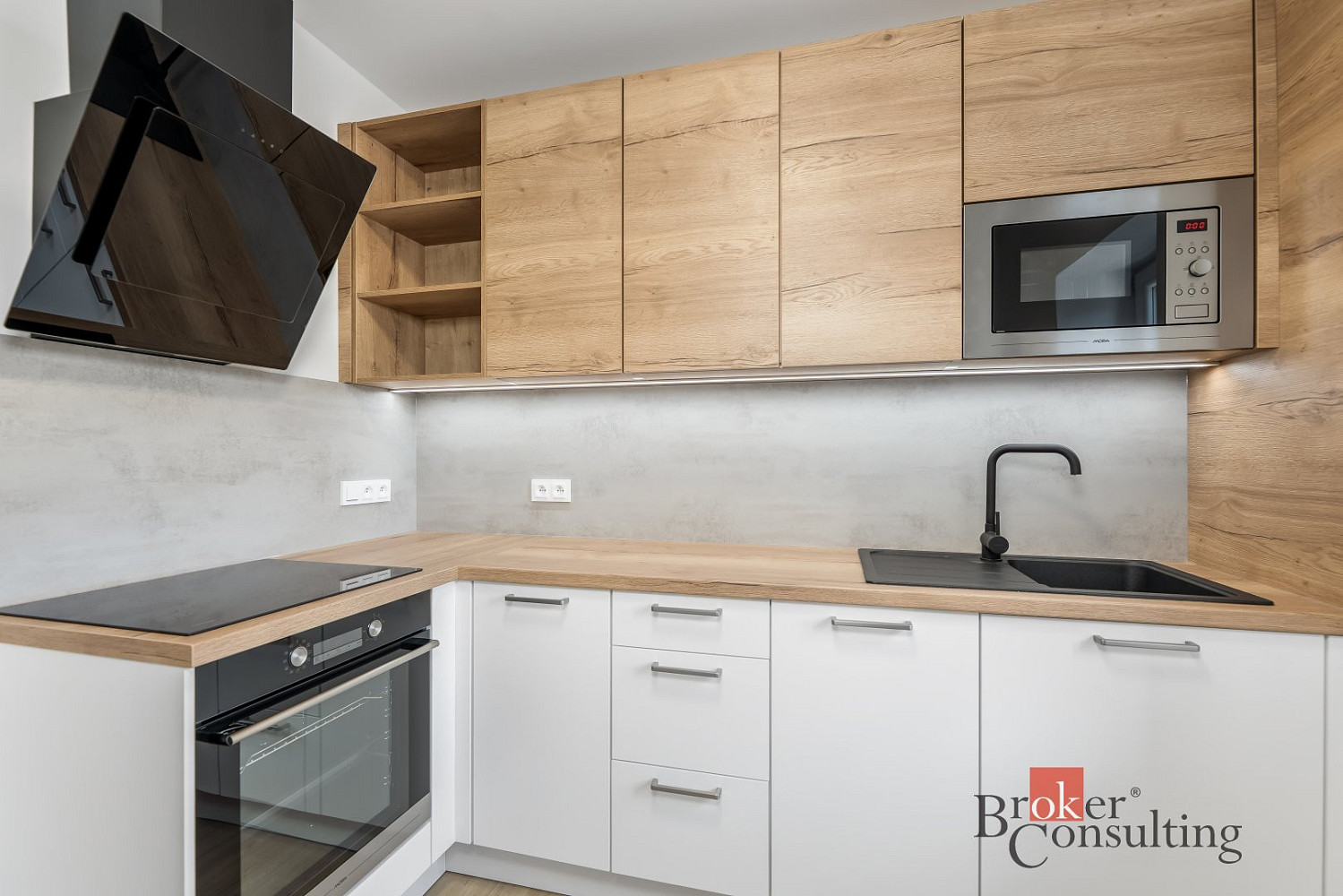 Pronájem bytu 3+1 79 m² – fotografie 2
