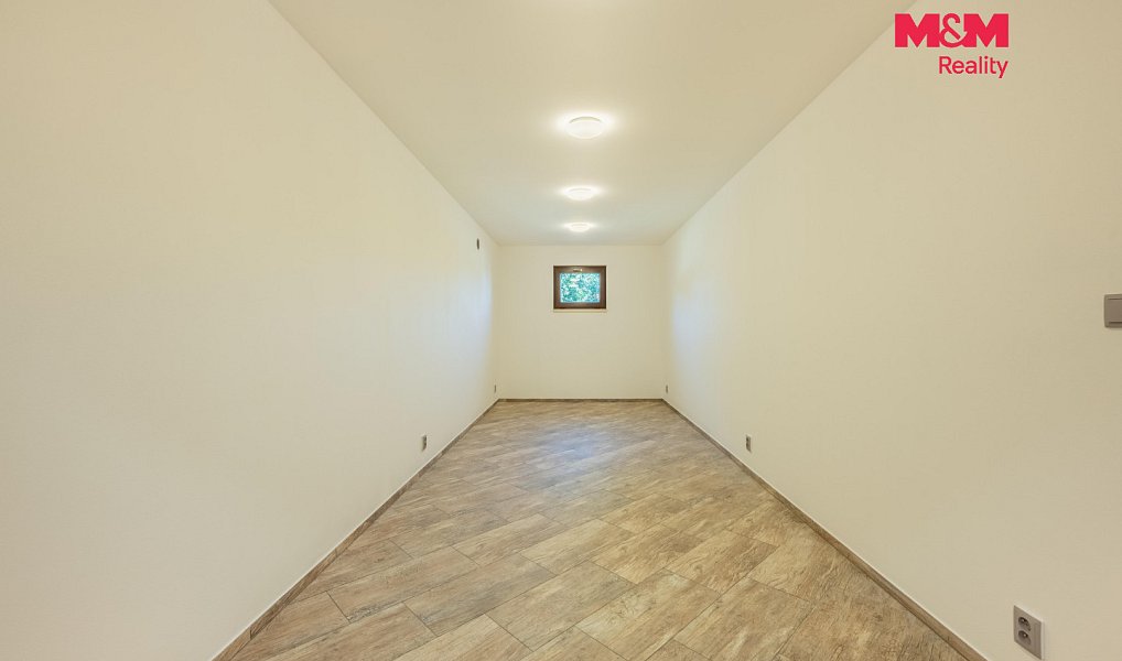 Prodej domu 198 m² s pozemkem 1 543 m², Hradečno – náhled fotky 13