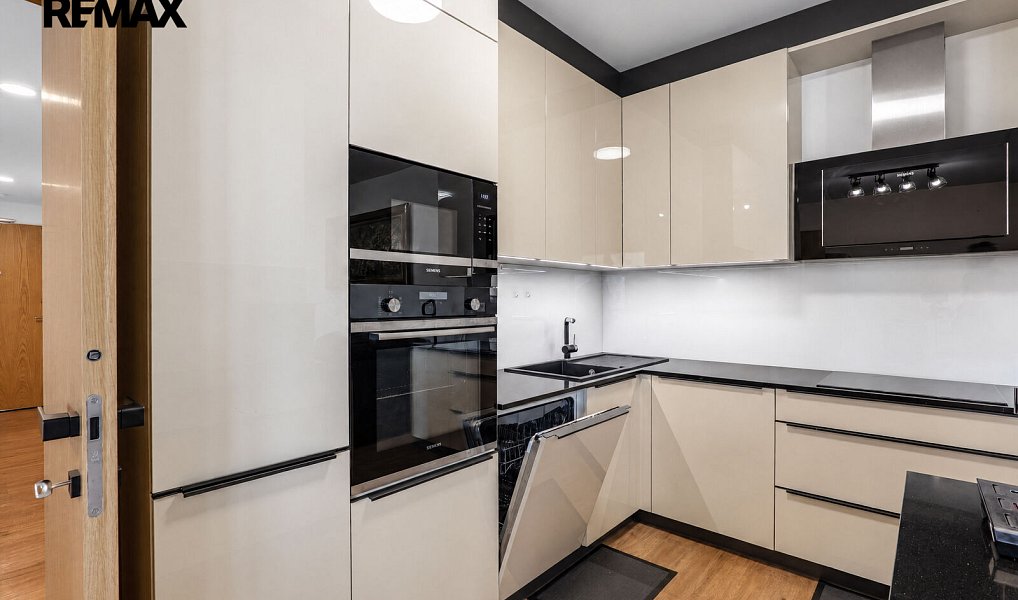 Prodej bytu 3+kk 90 m², Praha – náhled fotky 7