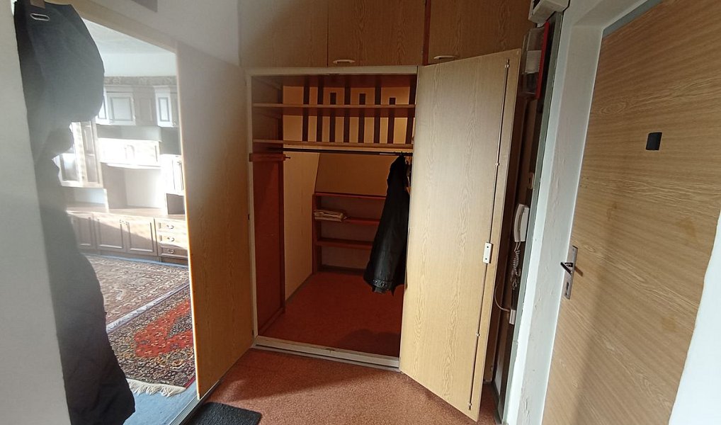 Prodej bytu 3+1 74 m², Karlovy Vary – náhled fotky 5