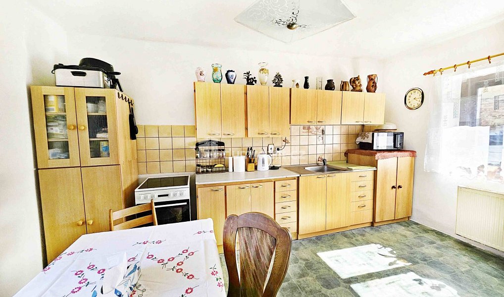 Prodej domu 135 m² s pozemkem 543 m², Prackovice nad Labem – náhled fotky 3