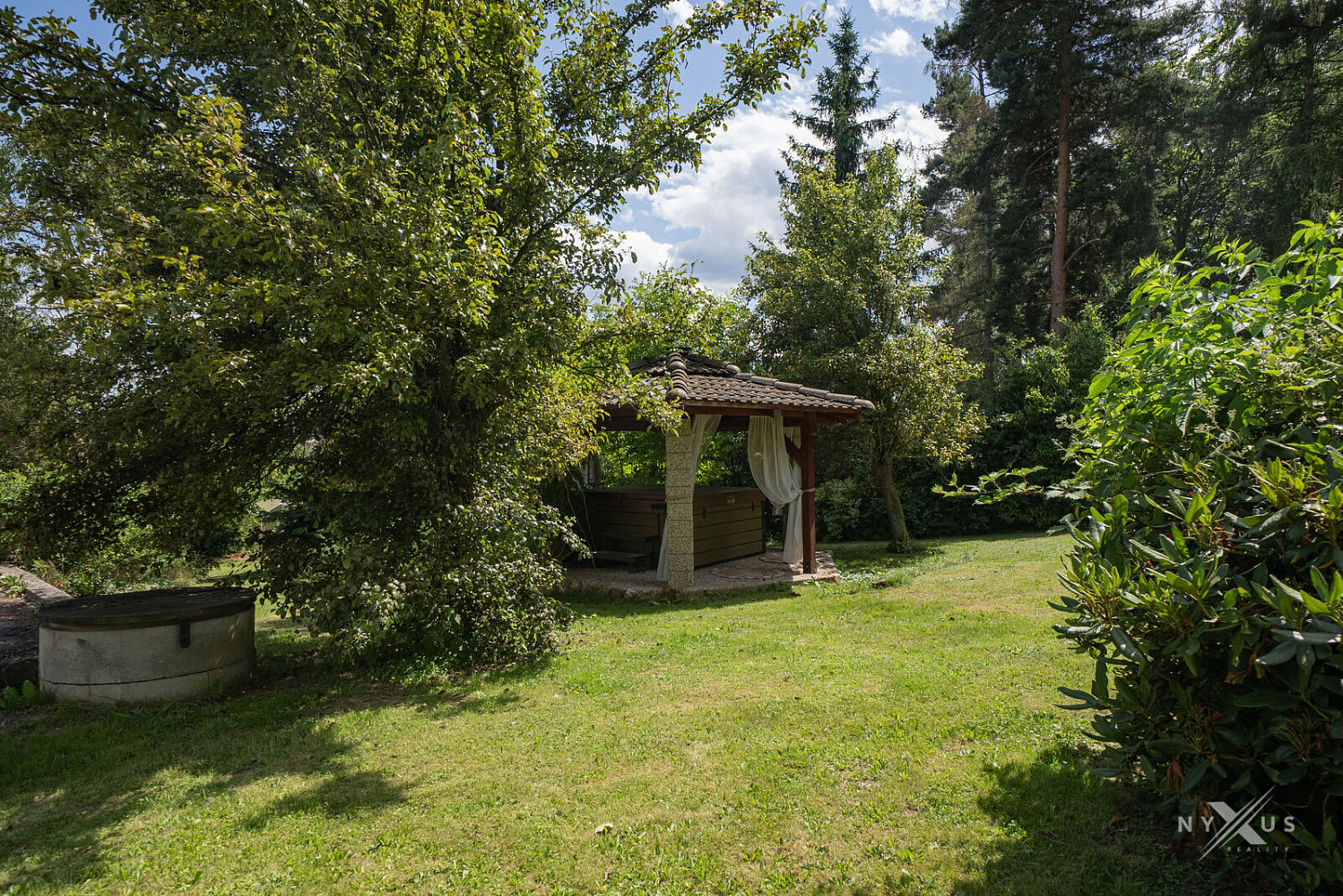 Prodej stavebního pozemku 1 081 m² – fotografie 2