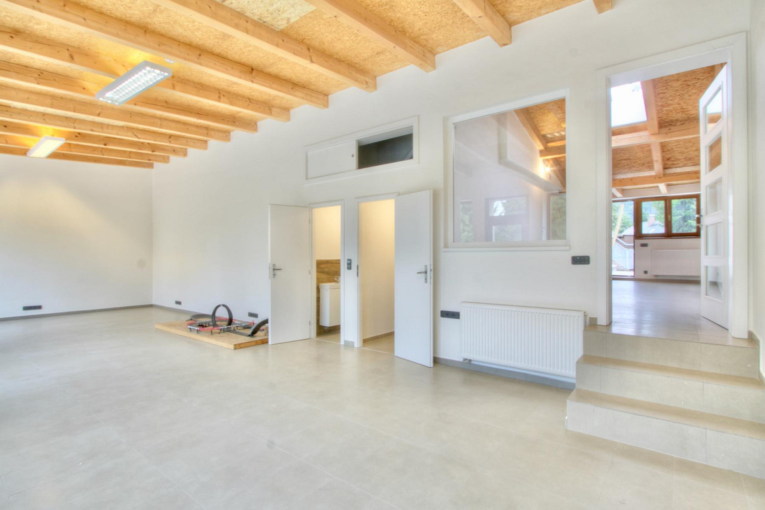 Pronájem obchodních prostor 70 m² — photo 3