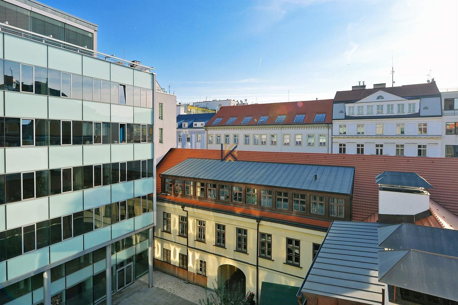 Pronájem kanceláře 140 m²