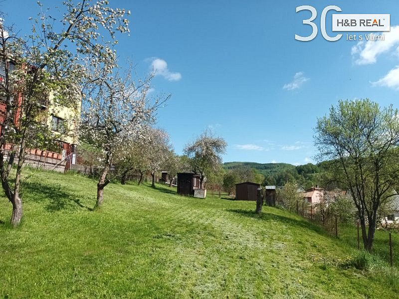 Prodej stavebního pozemku 1 063 m² – fotografie 2