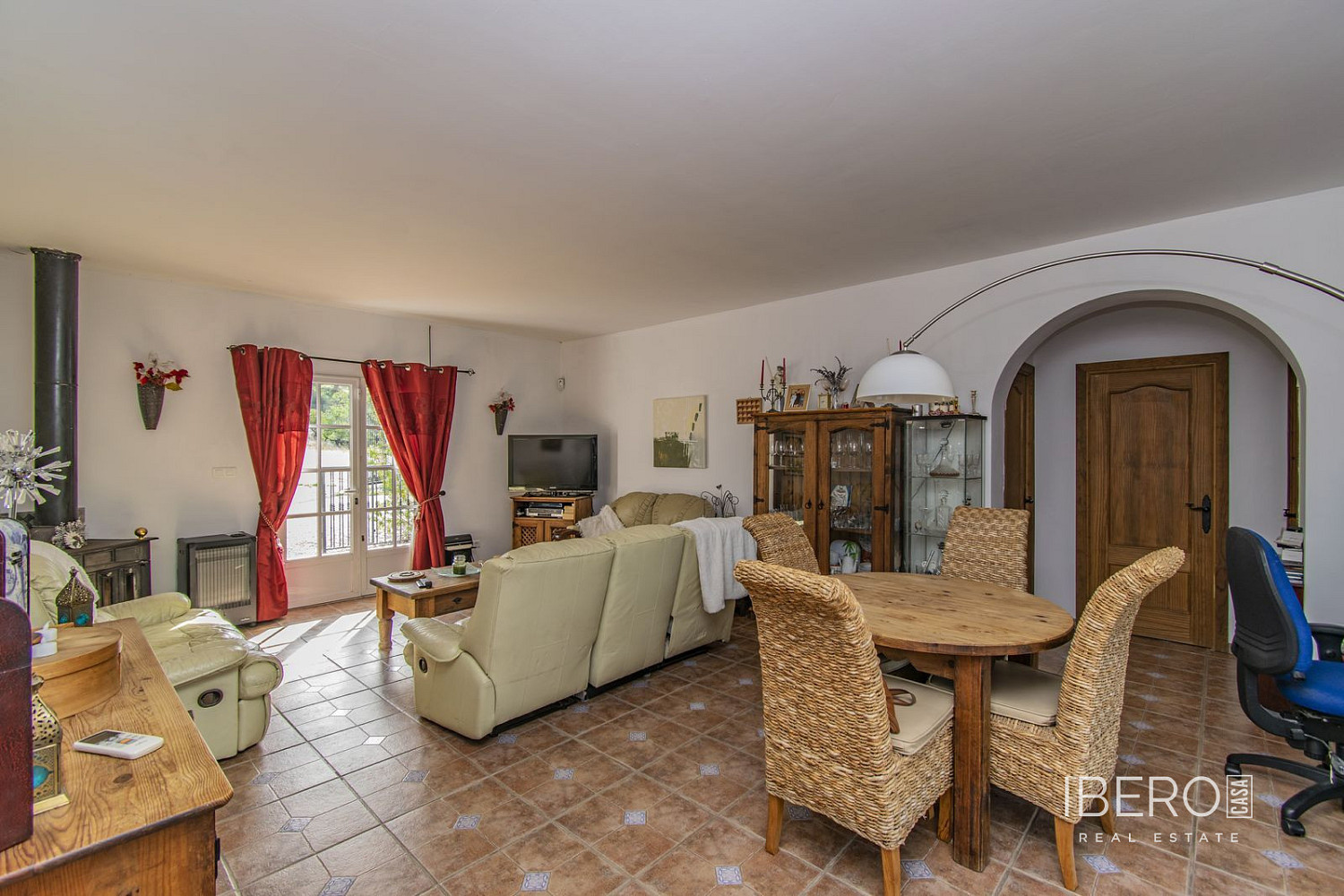 Prodej domu 225 m² s pozemkem 4 951 m² — photo 3