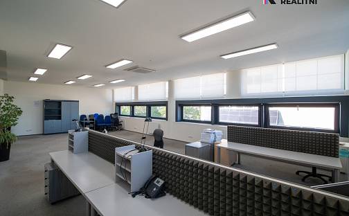 Pronájem kanceláře 35 m², třída Tomáše Bati, Zlín - Prštné
