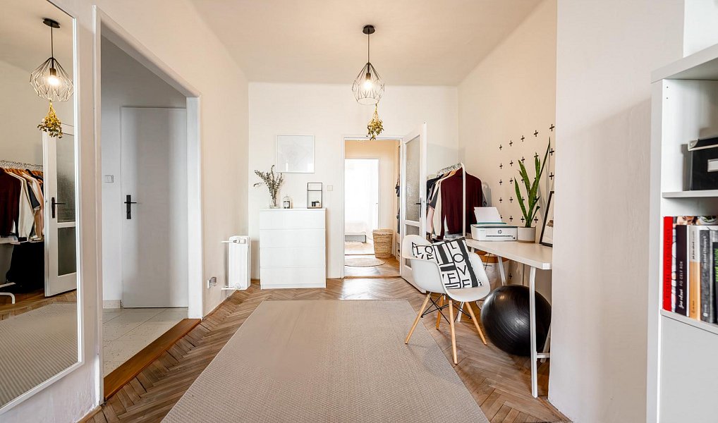 Prodej bytu 2+1 74 m², Praha – náhled fotky 9