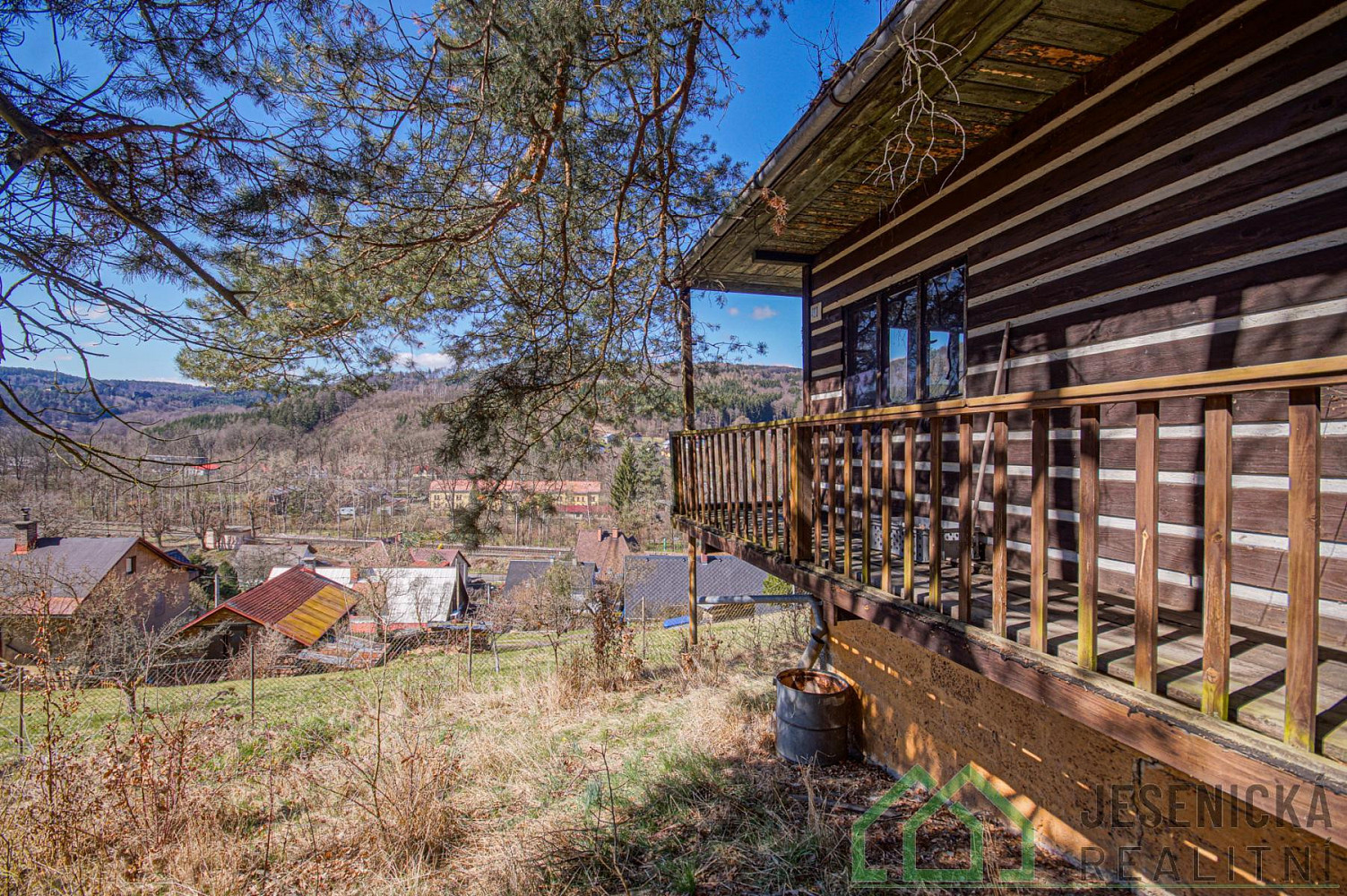Prodej chaty/chalupy 19 m² s pozemkem 1 335 m² — photo 2