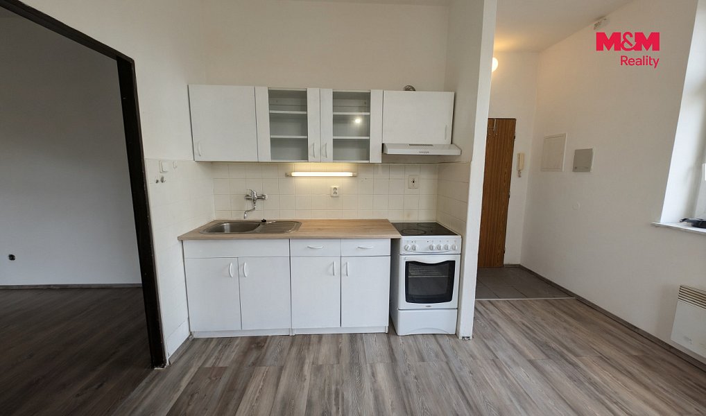 Pronájem bytu 2+kk 30 m², Liberec – náhled fotky 3