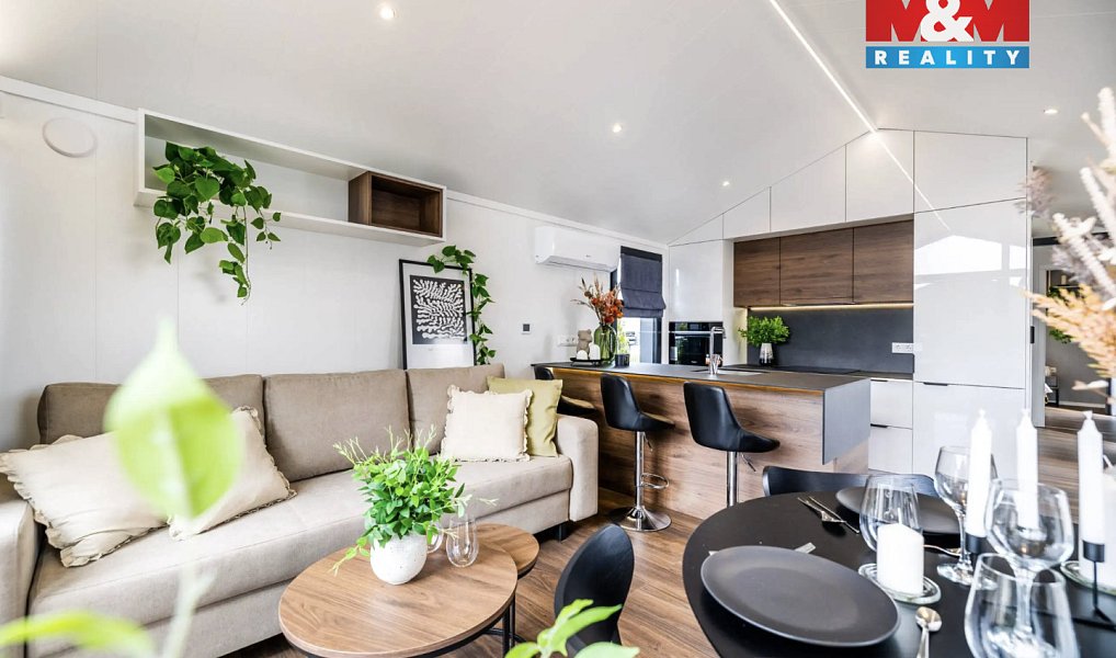Prodej domu 57 m² s pozemkem 2 203 m², Lično – náhled fotky 2
