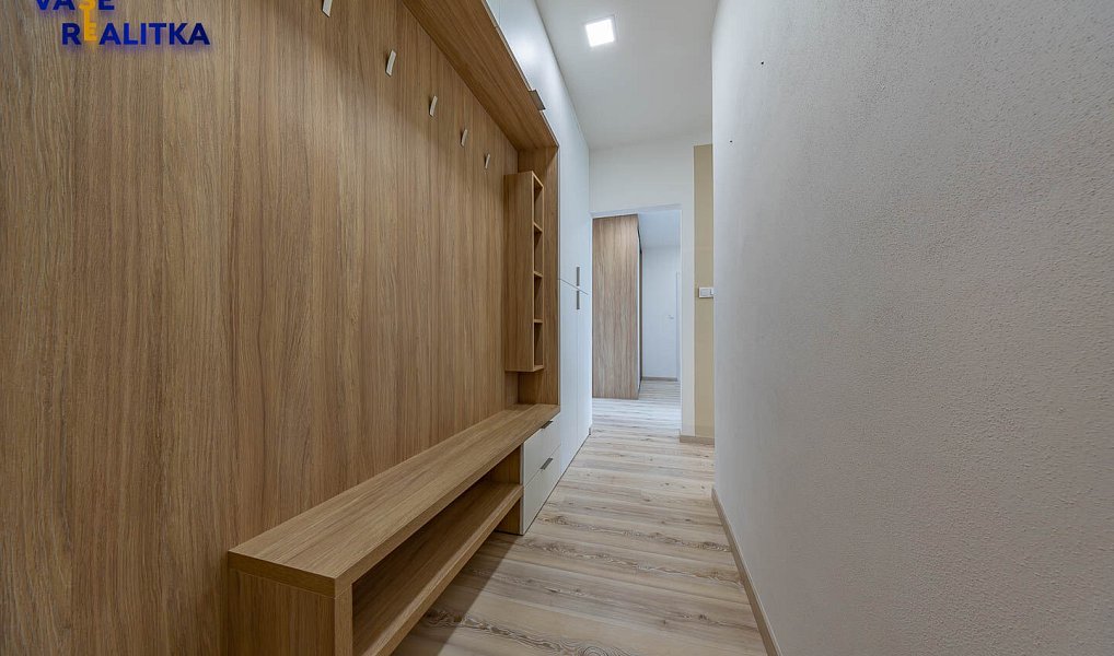 Pronájem bytu 3+1 67 m², Hranice – náhled fotky 2