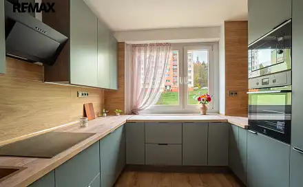 Prodej bytu 4+1 77 m², Javorová, Teplice - Nová Ves