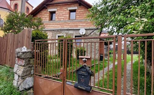Prodej domu 180 m² s pozemkem 965 m², Mírové náměstí, Verneřice, okres Děčín