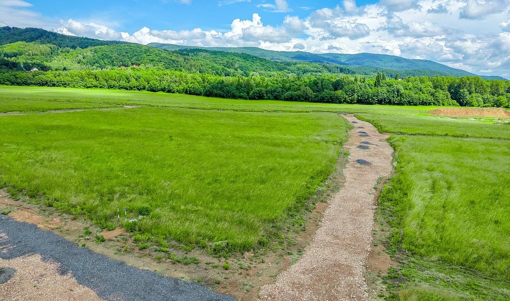 Prodej stavebního pozemku 871 m², Dubí – náhled fotky 11