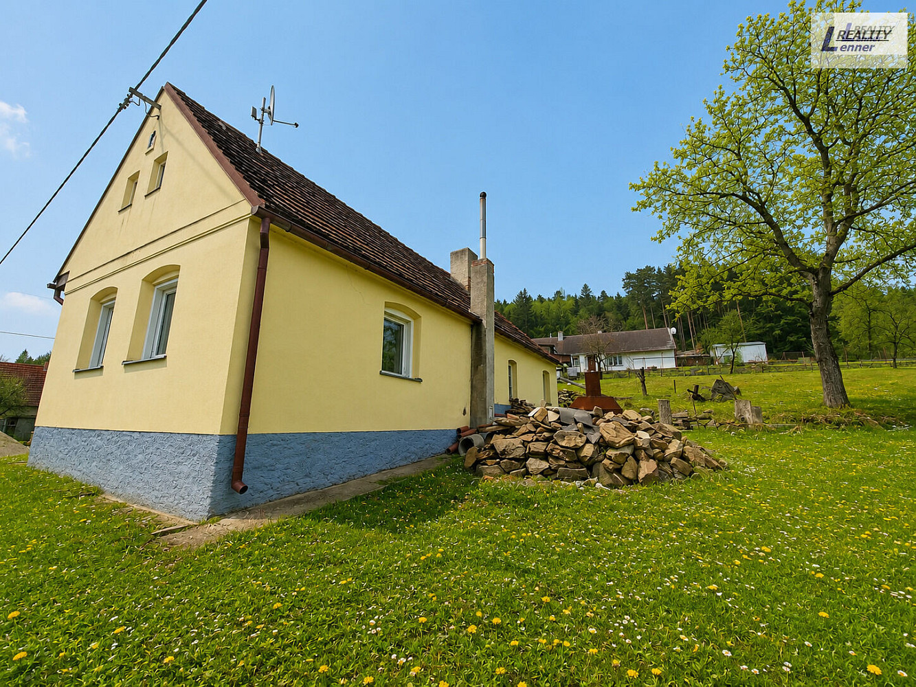Prodej domu 151 m² s pozemkem 2 176 m²