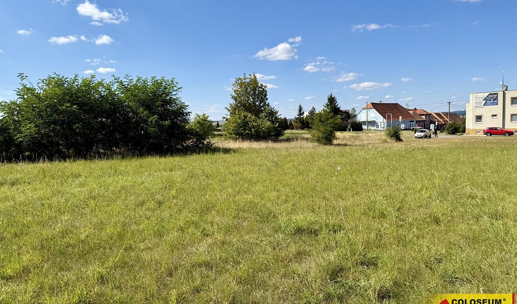 Prodej komerčního pozemku 27 908 m², Znojmo – náhled fotky 7
