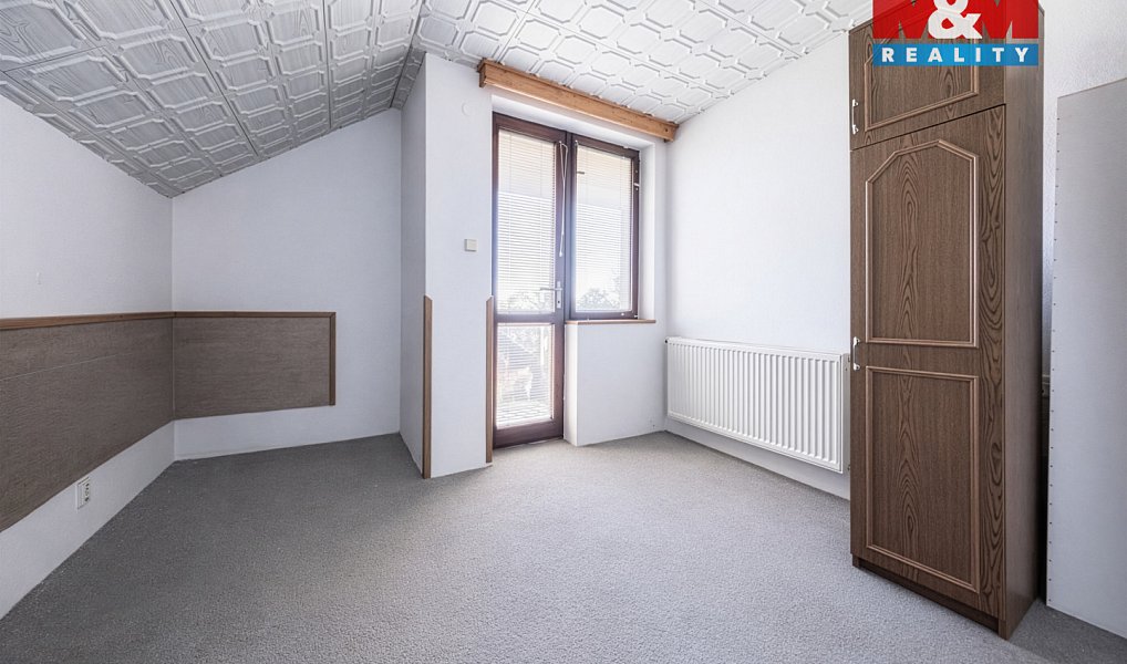 Prodej domu 214 m² s pozemkem 1 876 m², Kvášňovice – náhled fotky 8