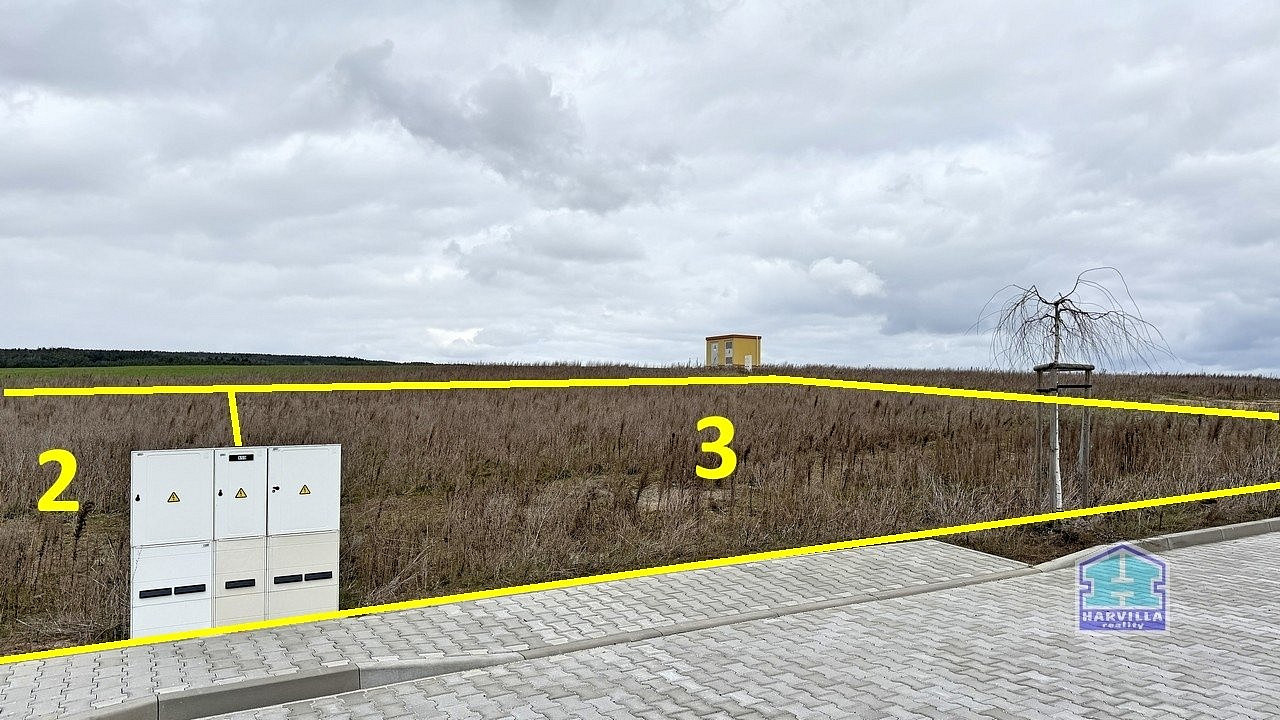 Prodej stavebního pozemku 1 215 m² — photo 3