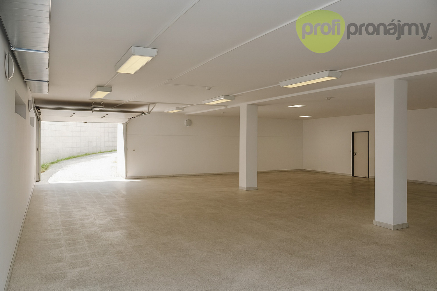 Pronájem skladovacích prostor 460 m², Vyškov