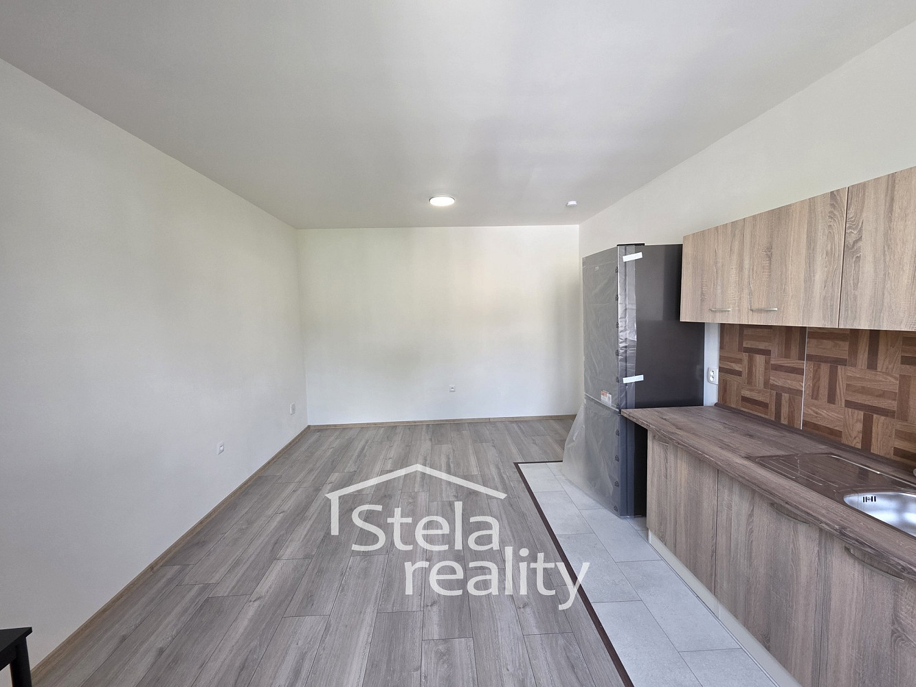Pronájem bytu 1+kk 45 m² – fotografie 3