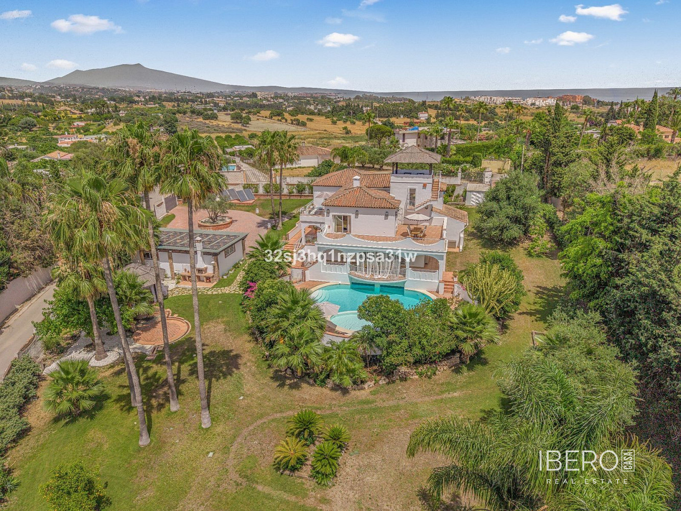 Casa 7+kk – Estepona, Barriada Islas Canarias