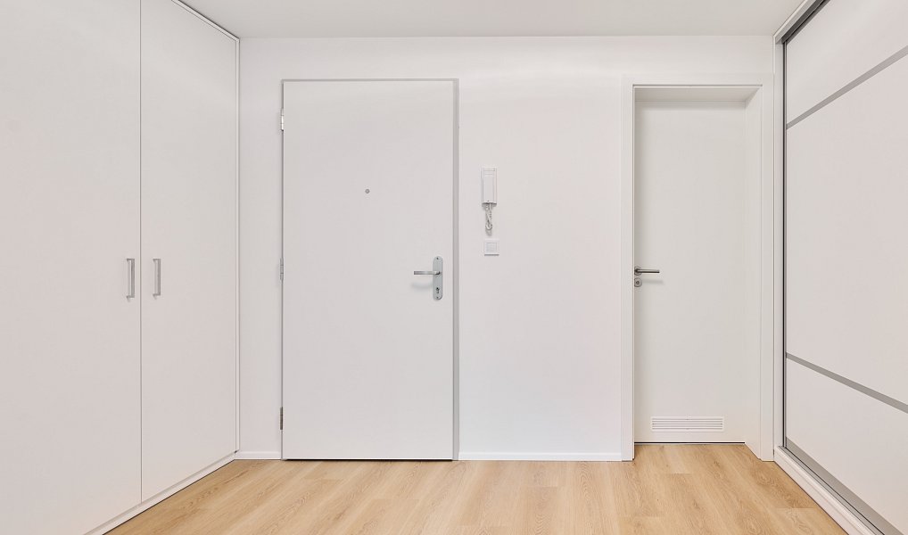 Pronájem bytu 2+kk 55 m², Praha – náhled fotky 22