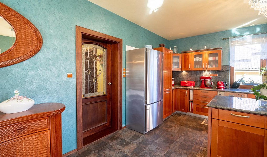 Prodej domu 372 m² s pozemkem 3 764 m², Lužice – náhled fotky 6