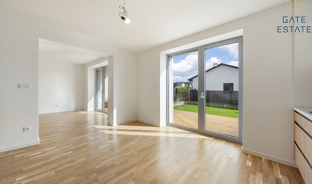 Prodej domu 217 m² s pozemkem 270 m², Holešov – náhled fotky 10