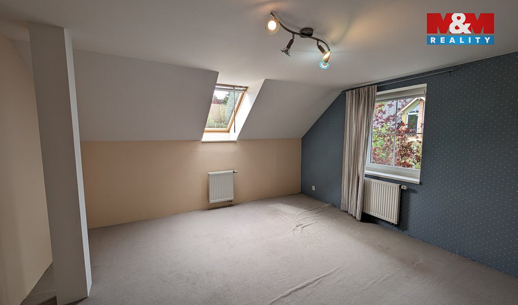 Prodej domu 200 m² s pozemkem 831 m², Panenské Břežany – náhled fotky 16