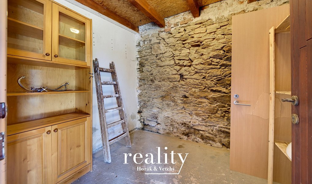 Prodej domu 178 m² s pozemkem 813 m², Křelovice – náhled fotky 38