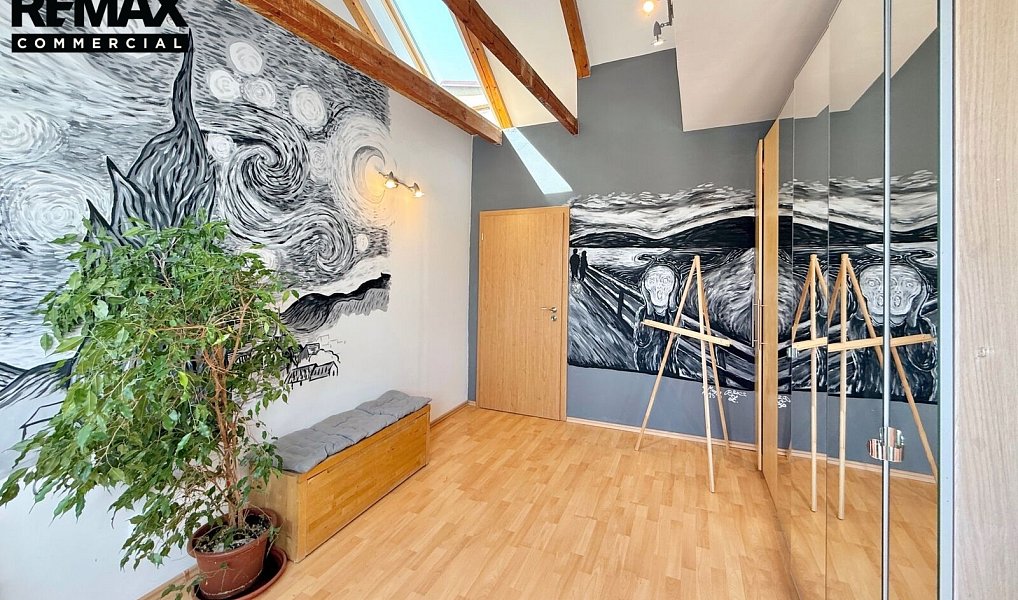 Prodej domu 225 m² s pozemkem 439 m², Praha – náhled fotky 15