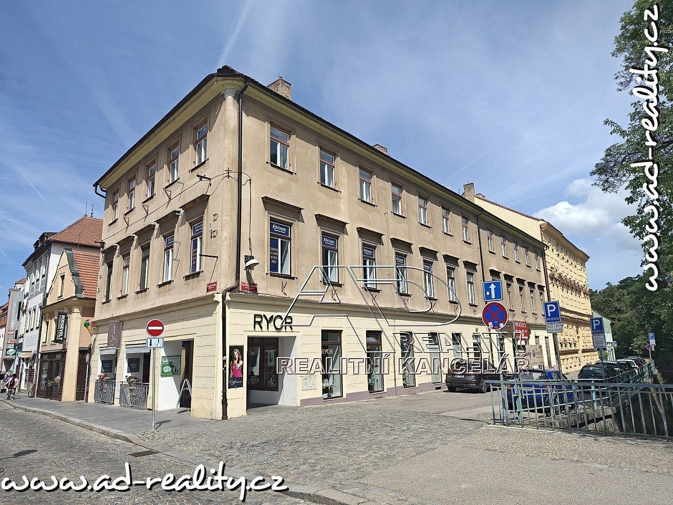 Pronájem kanceláře 132 m² – fotografie 2