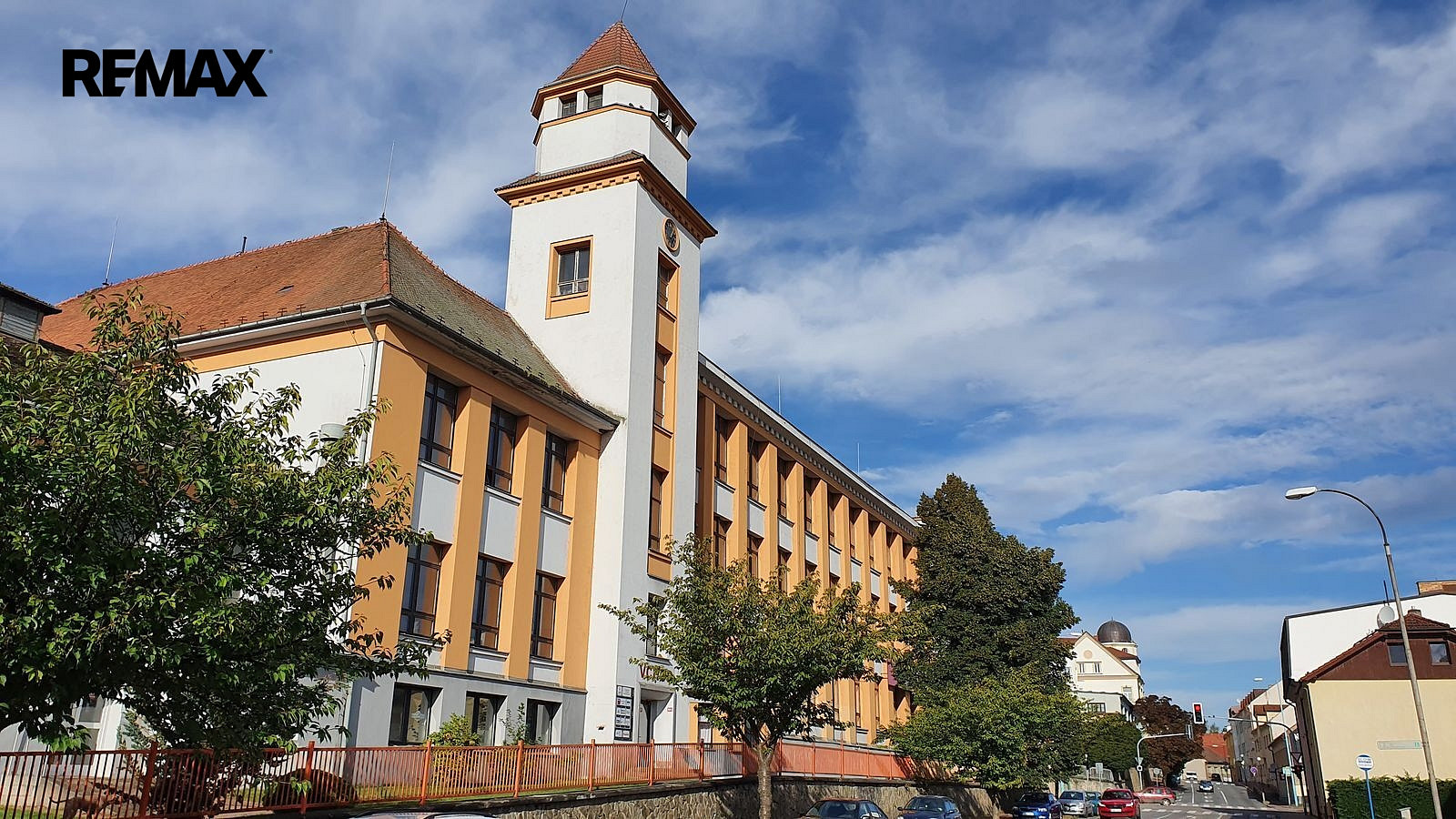 Pronájem obchodních prostor 84 m²