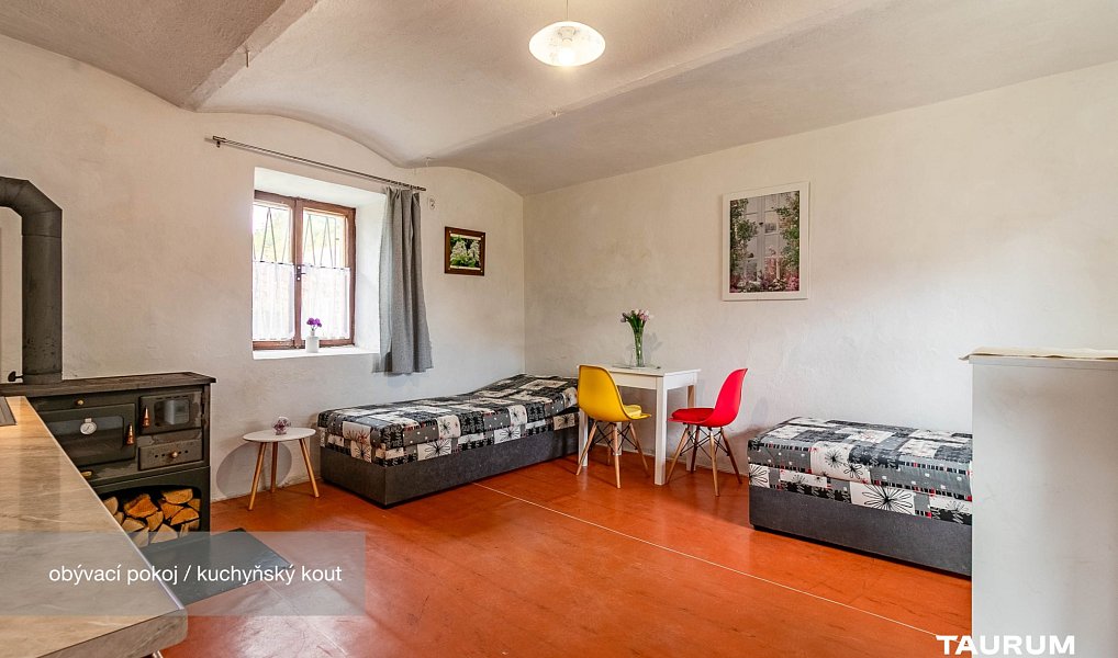 Prodej chaty/chalupy 41 m² s pozemkem 350 m², Kolinec – náhled fotky 3