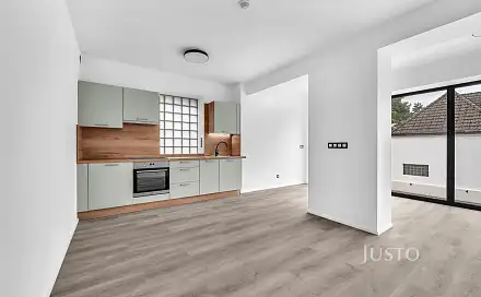 Pronájem bytu 3+kk 80 m²