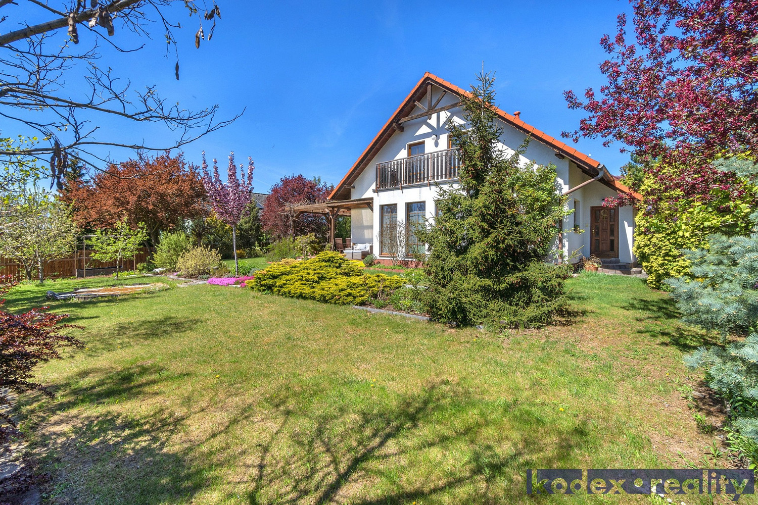 Prodej domu 263 m² s pozemkem 1 100 m² – pohled 6
