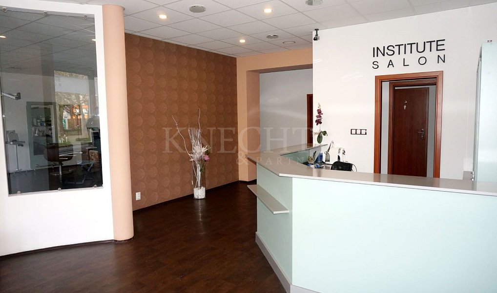 Pronájem obchodních prostor 10 m², Karlovy Vary – náhled fotky 2