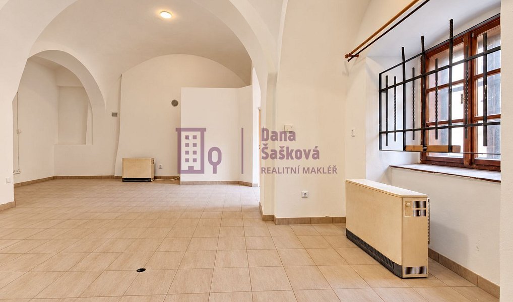 Pronájem obchodních prostor 41 m², Jindřichův Hradec – náhled fotky 4