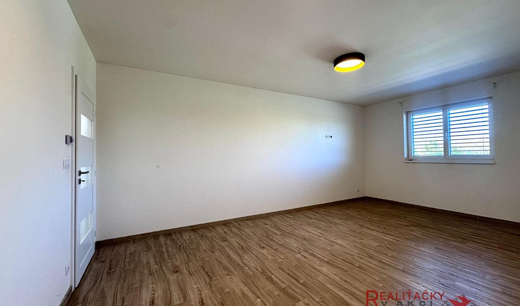 Prodej domu 208 m² s pozemkem 848 m², Dolní Dunajovice – náhled fotky 15