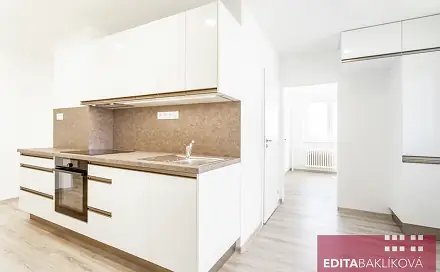 Prodej bytu 3+1 63 m², Velká Dlážka, Přerov - Přerov I-Město