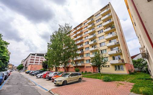 Pronájem bytu 2+1 62 m², Kostelní, České Budějovice - České Budějovice 3